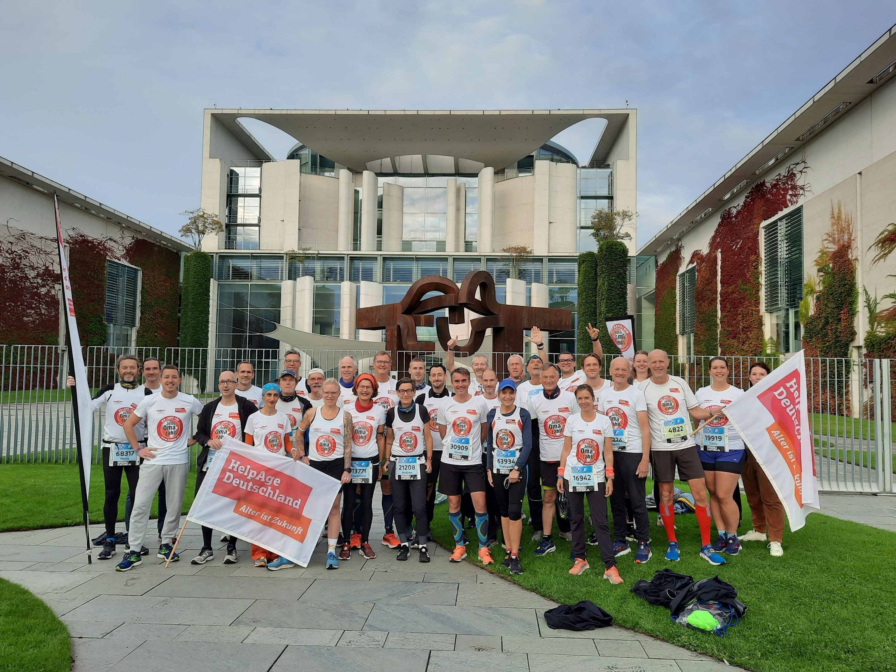 banner_bm_gruppenfoto_c_reinhardrehkamp_2022.jpg