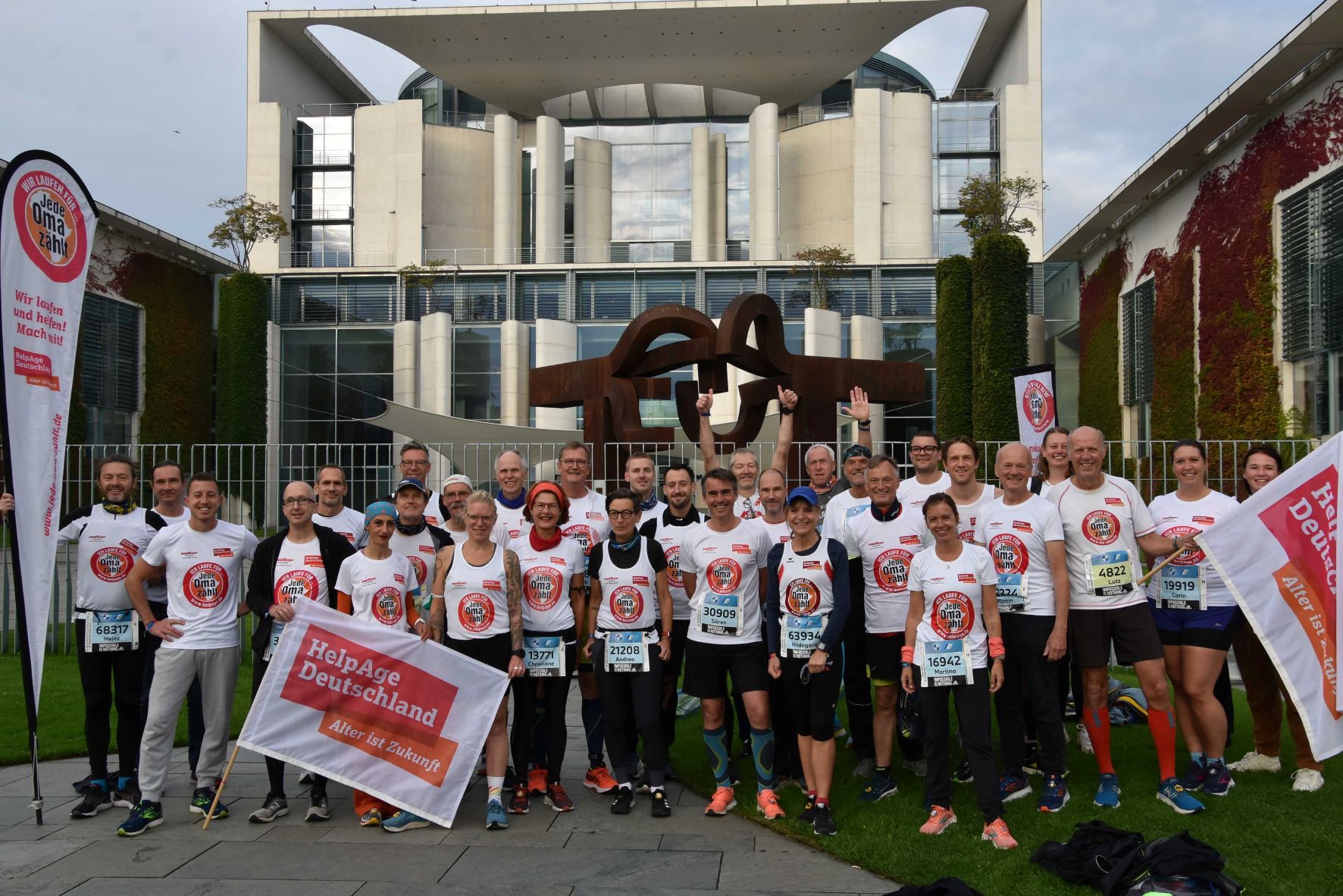 berlin_marathon-gruppenfoto_c_reinhard-rehkamp_2022.jpg