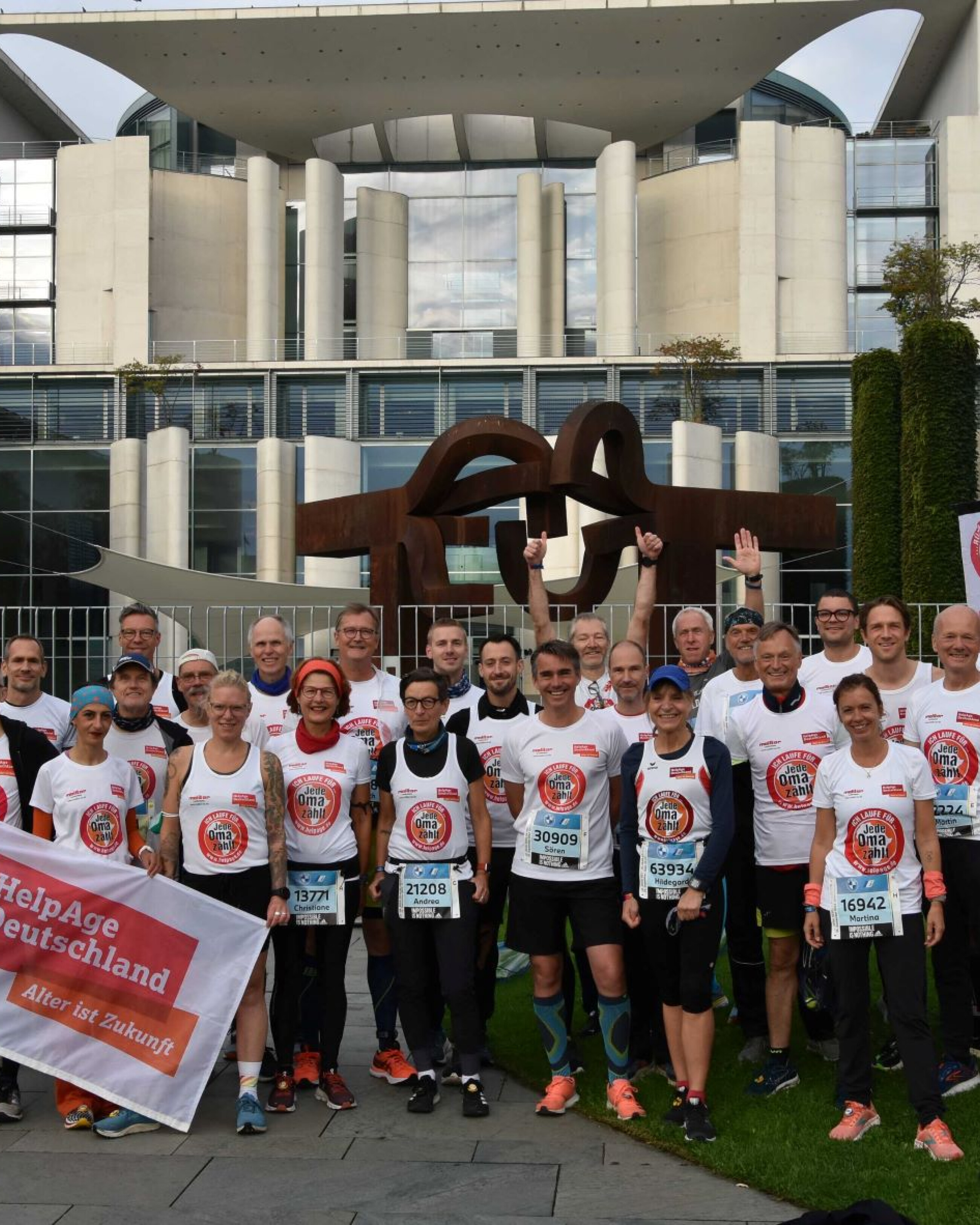 BMW Berlin Marathon HelpAge Deutschland E V HelpAge Deutschland E V bmw-berlin-marathon-helpage-deutschland-e-v-helpage-deutschland-e-v